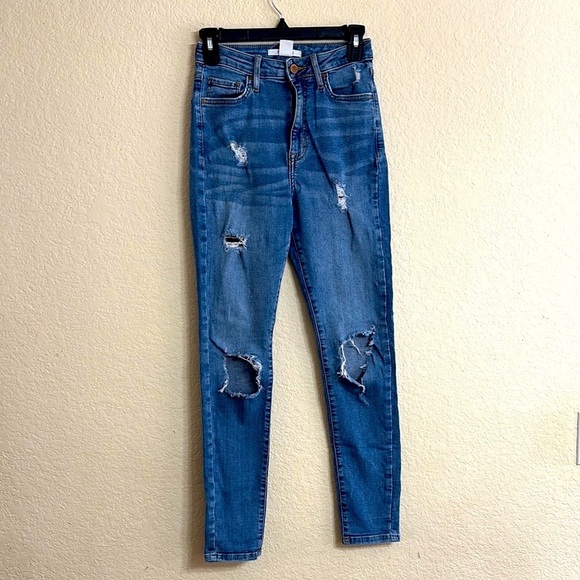 F21 Women's Blue Distressed Jeans - Picture 1 of 7